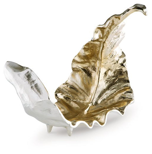 Darinsen Sculpture - Furniture Home Store (Hanford, CA)