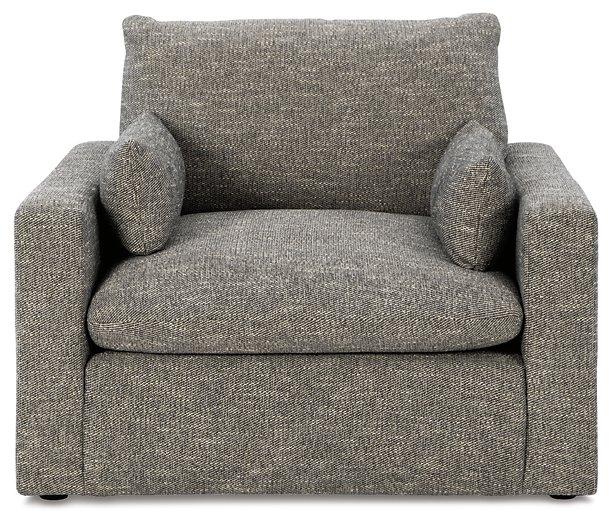 Dramatic Oversized Chair - Furniture Home Store (Hanford, CA)