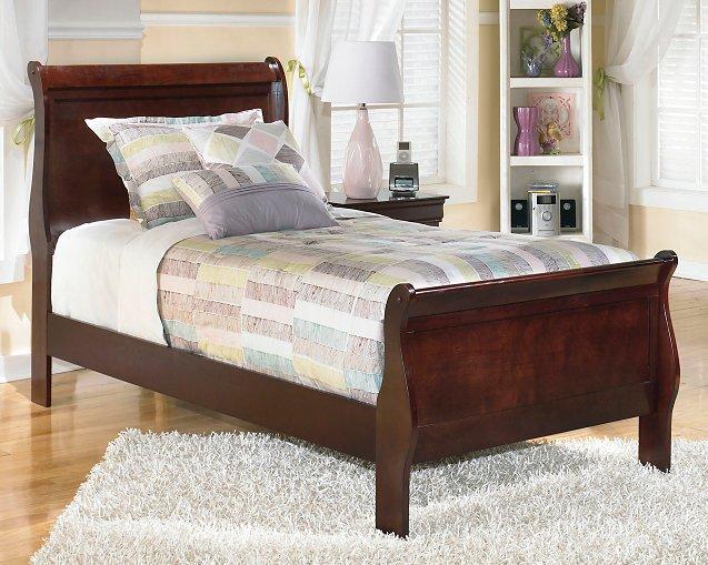 Alisdair Bedroom Set - Furniture Home Store (Hanford, CA)