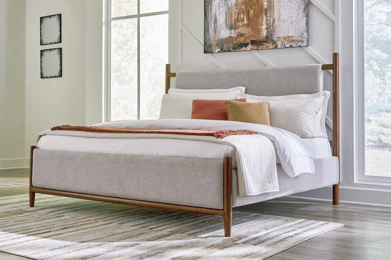 Lyncott Bedroom Set - Furniture Home Store (Hanford, CA)