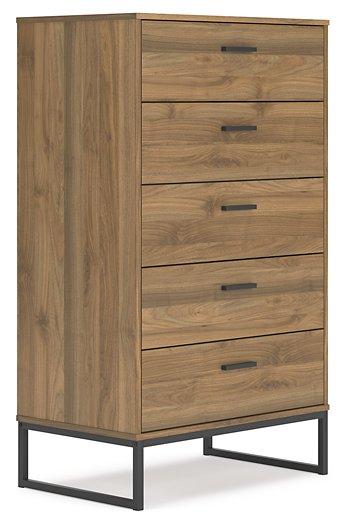 Deanlow Chest of Drawers - Furniture Home Store (Hanford, CA)