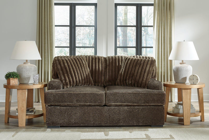 Aylesworth Loveseat - Furniture Home Store (Hanford, CA)