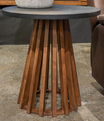 Kallari End Table - Furniture Home Store (Hanford, CA)