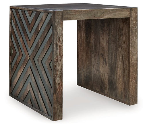 Dreggan End Table - Furniture Home Store (Hanford, CA)
