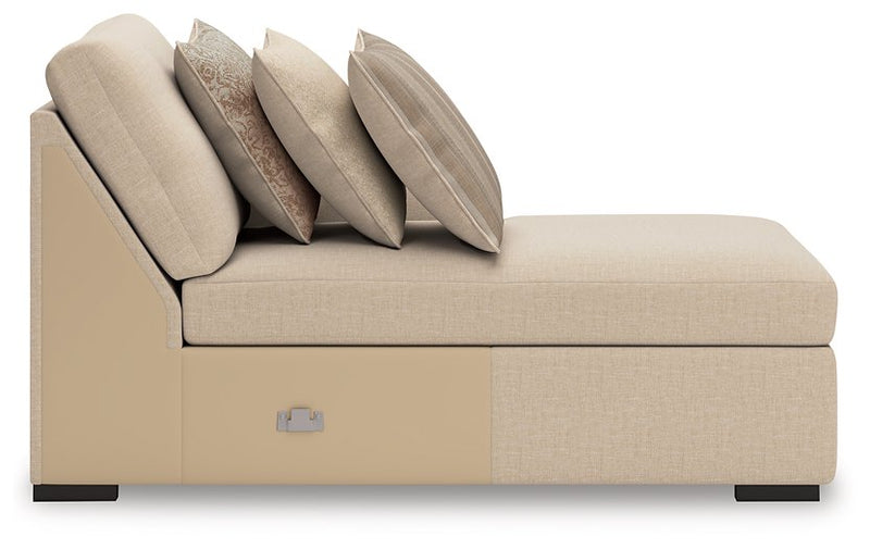 LadyMae Sectional with Chaise - Furniture Home Store (Hanford, CA)