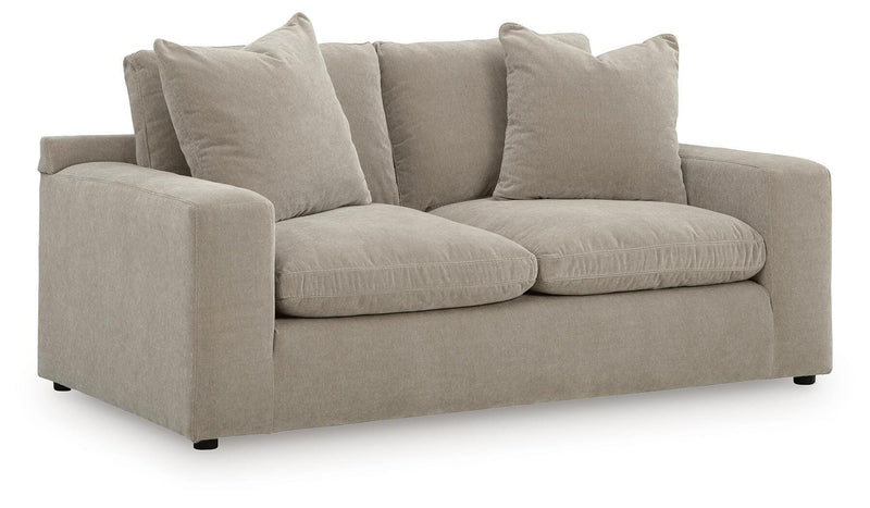 Maxton Heights Loveseat