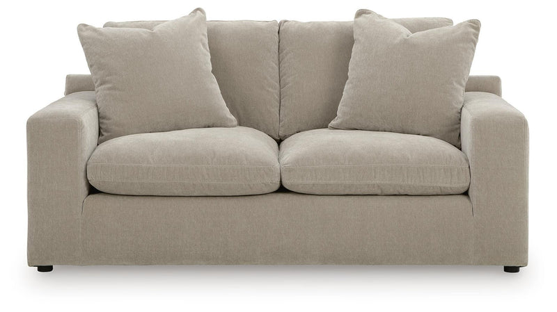 Maxton Heights Loveseat
