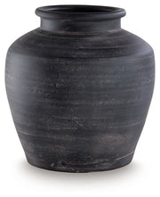 Meadie Vase - Furniture Home Store (Hanford, CA)