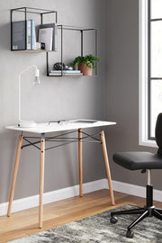 Jaspeni Home Office Desk - Furniture Home Store (Hanford, CA)