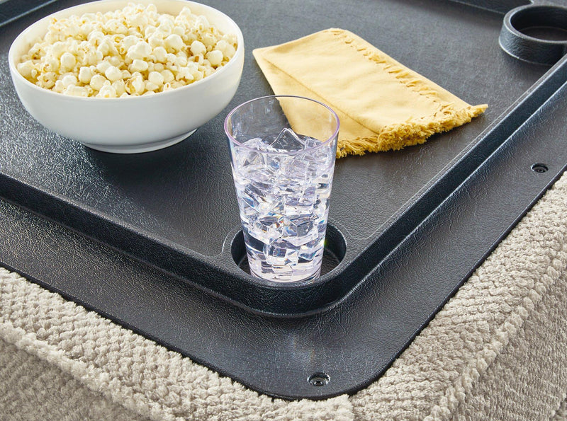 Calnita Living Rom Set - Furniture Home Store (Hanford, CA)