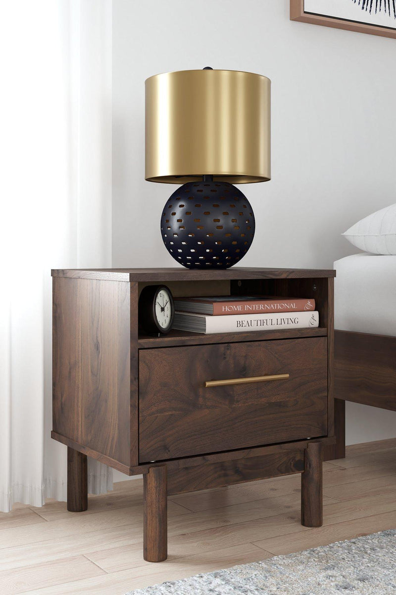 Calverson Nightstand - Furniture Home Store (Hanford, CA)