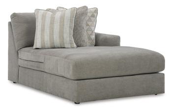 Avaliyah Sectional with Chaise - Furniture Home Store (Hanford, CA)