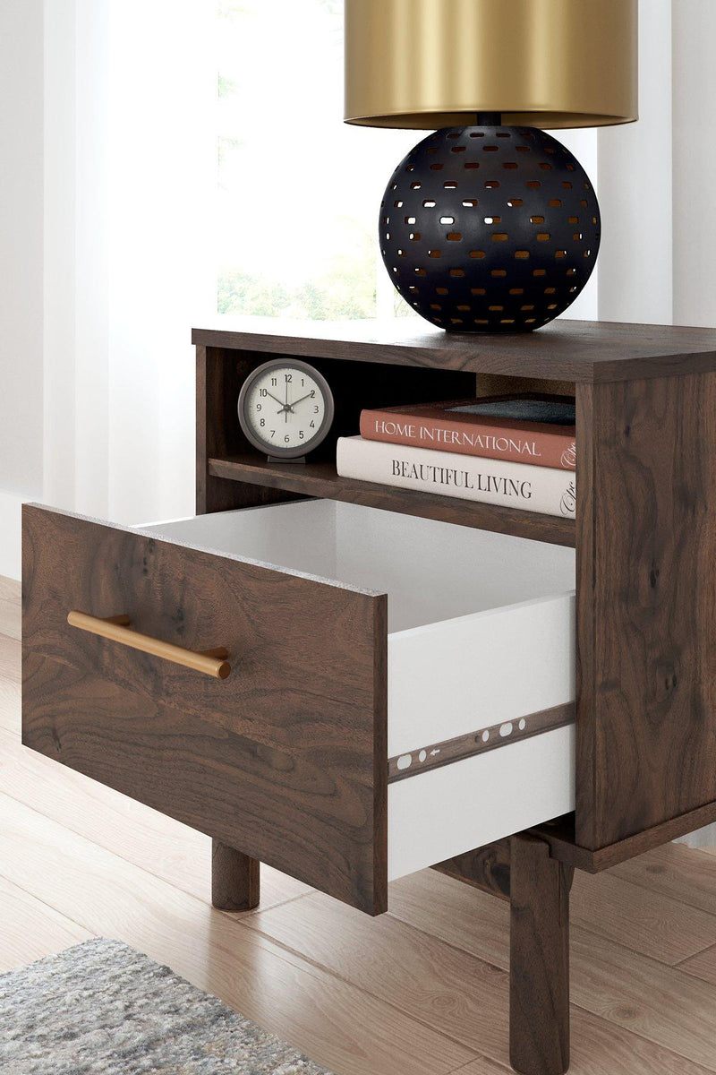 Calverson Nightstand - Furniture Home Store (Hanford, CA)