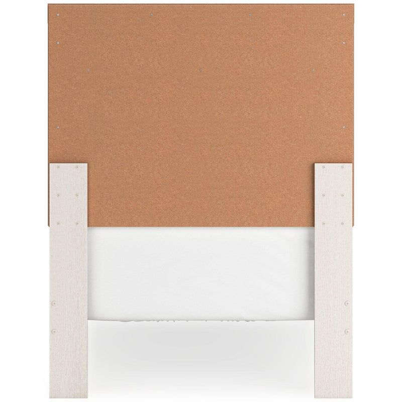 Stelsie Bedroom Set - Furniture Home Store (Hanford, CA)