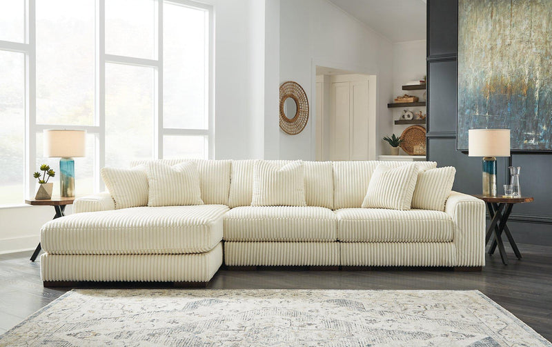Lindyn Sectional with Chaise - Furniture Home Store (Hanford, CA)