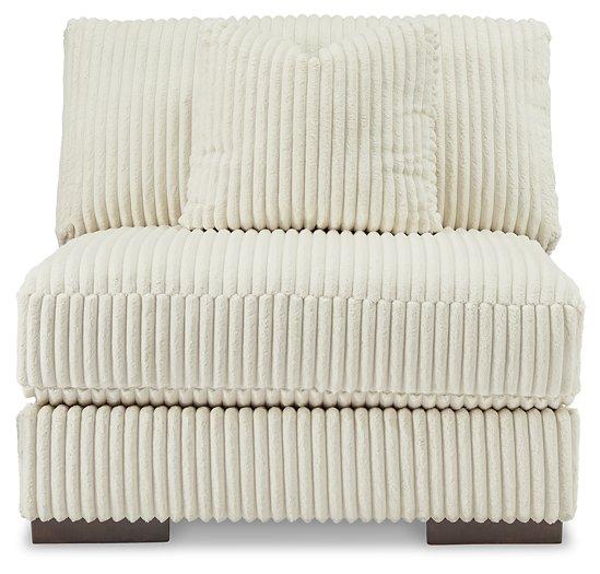 Lindyn Sectional Sofa - Furniture Home Store (Hanford, CA)