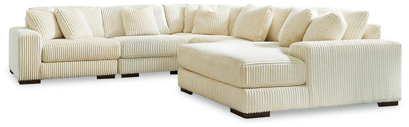 Lindyn Sectional with Chaise - Furniture Home Store (Hanford, CA)