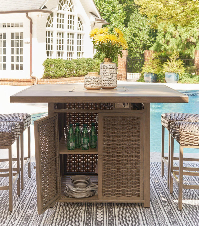 Walton Bridge Outdoor Dining Set - Furniture Home Store (Hanford, CA)
