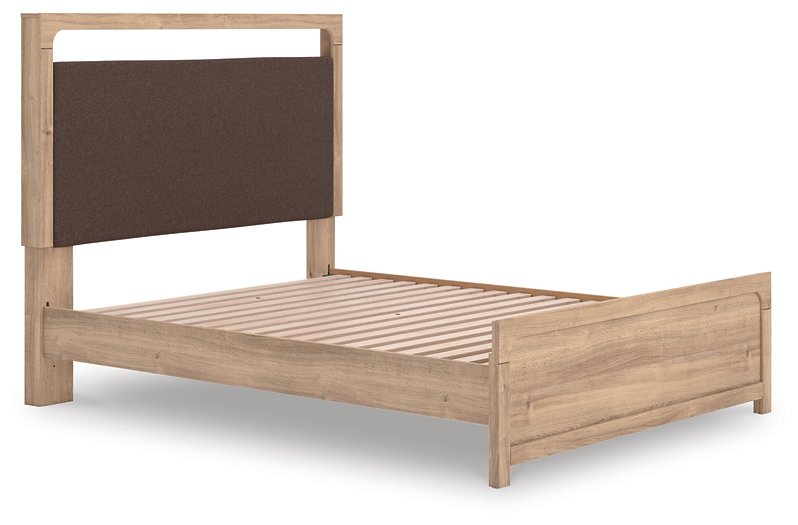 Kinlanni Upholstered Bed - Furniture Home Store (Hanford, CA)