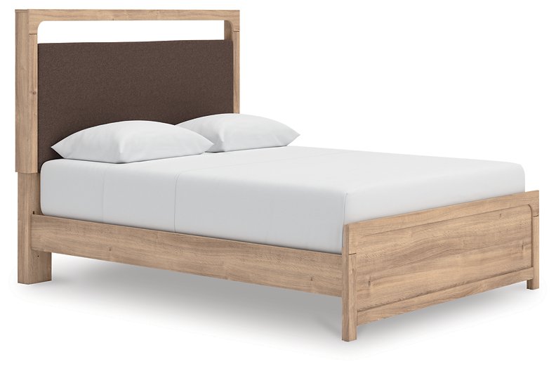 Kinlanni Upholstered Bed - Furniture Home Store (Hanford, CA)