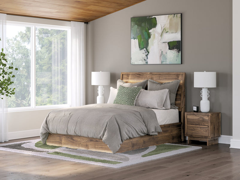 Chirason Bed - Furniture Home Store (Hanford, CA)
