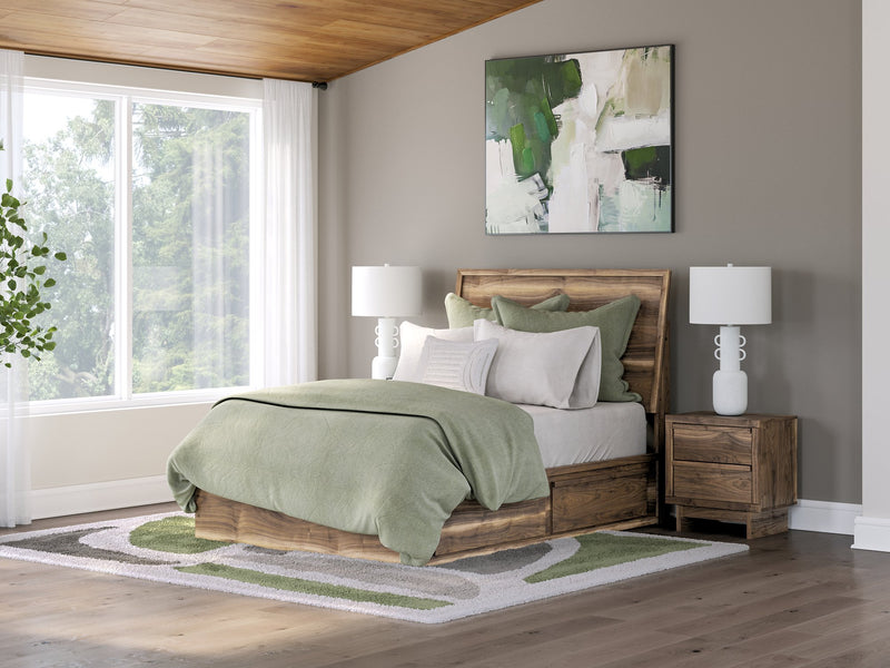 Chirason Bed - Furniture Home Store (Hanford, CA)