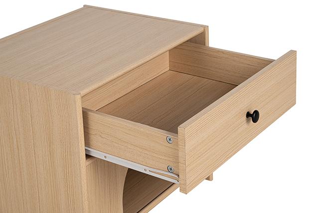 Chiloquin Side Table - Furniture Home Store (Hanford, CA)