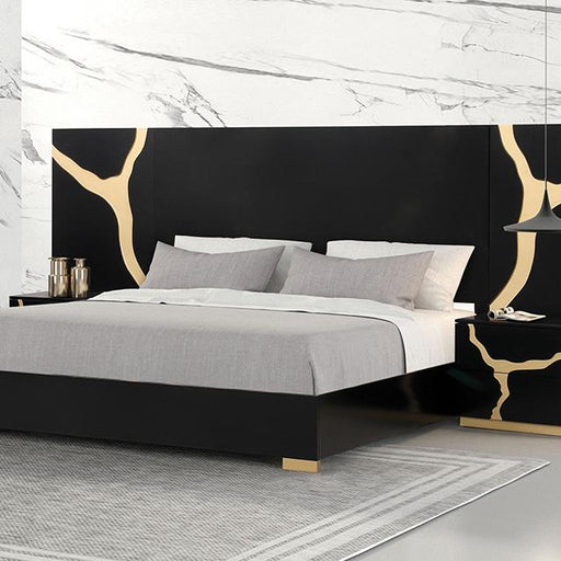 Goldsberg Queen Bed w/ Wall Panels - Furniture Home Store (Hanford, CA)
