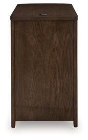 Camdill Chairside End Table - Furniture Home Store (Hanford, CA)