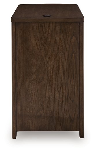 Camdill Chairside End Table - Furniture Home Store (Hanford, CA)