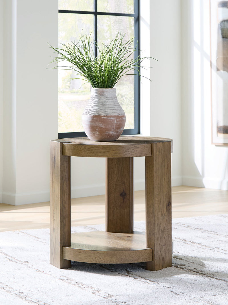 Flangren End Table - Furniture Home Store (Hanford, CA)