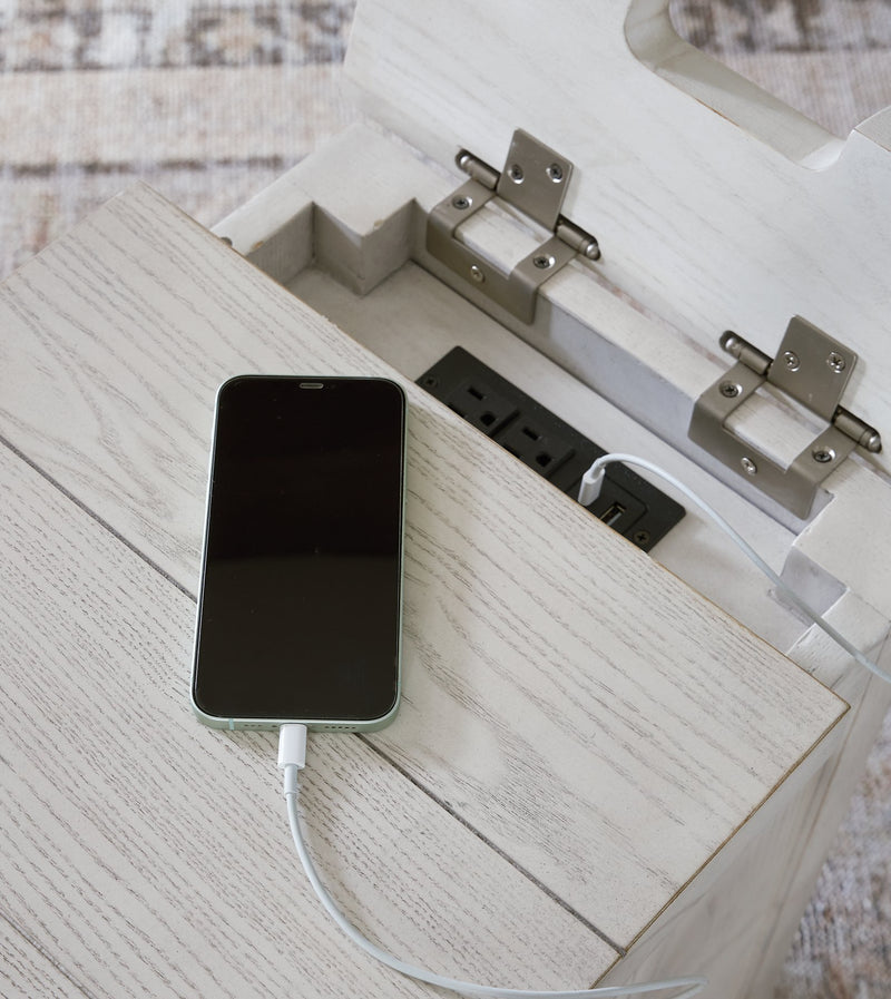 Robbinsdale Chairside End Table - Furniture Home Store (Hanford, CA)