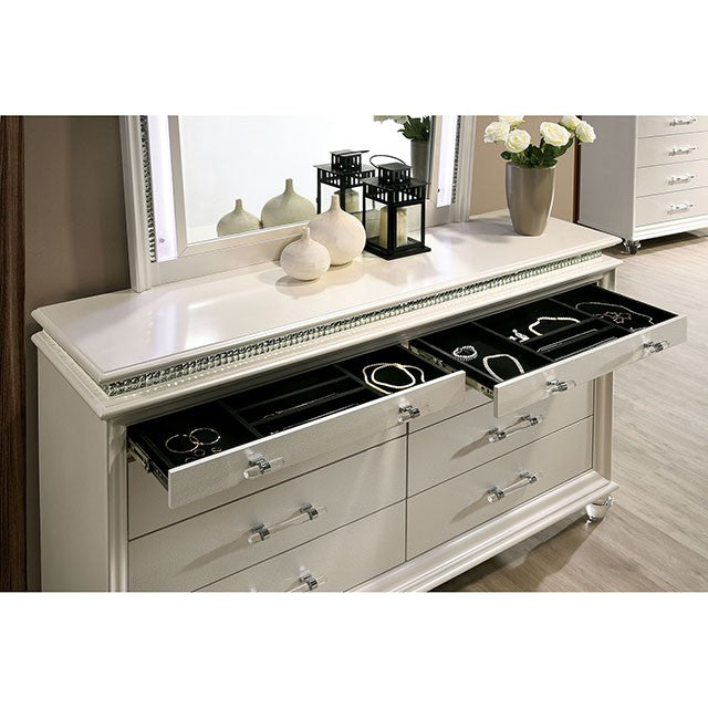 Maddie Queen Bedroom Set - Furniture Home Store (Hanford, CA)