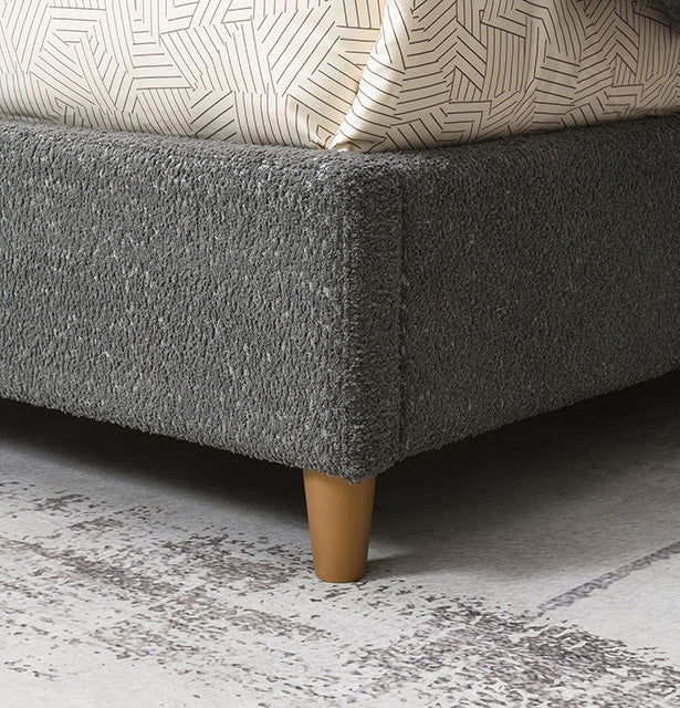 Stavern E.King, Full, & Queen Bed Grey & Black - Furniture Home Store (Hanford, CA)