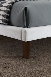 Verwood E.King, Full, & Queen Bed Gray & Light Gray - Furniture Home Store (Hanford, CA)