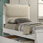Lareina Bedroom Set - Furniture Home Store (Hanford, CA)